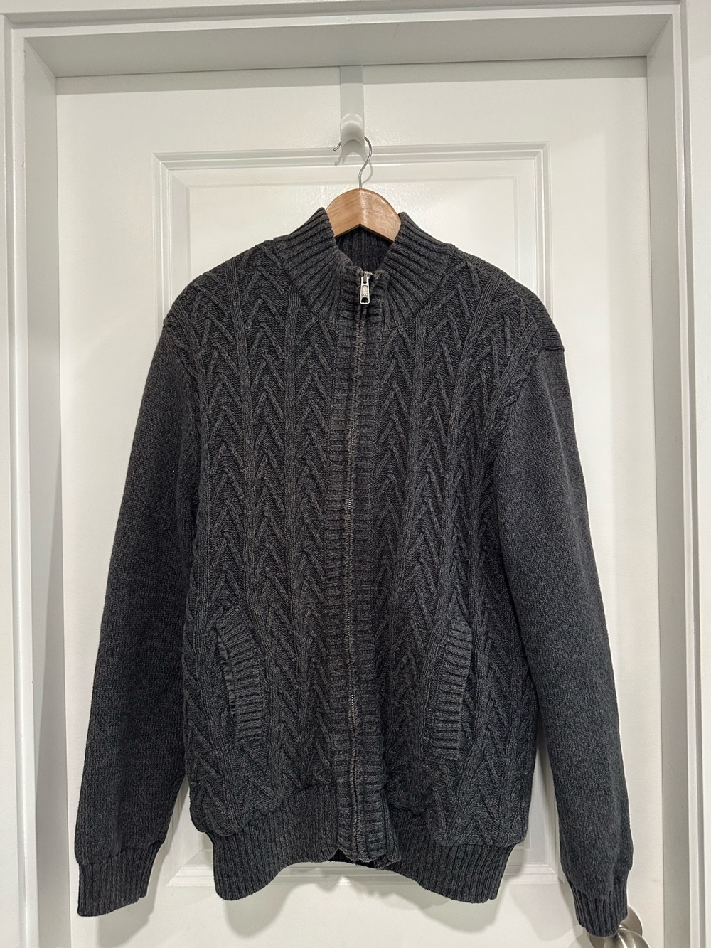 IKE BEHAR Dark Gray Cable Knit Full Zip Sherpa Lined Sweater Jacket Size Large